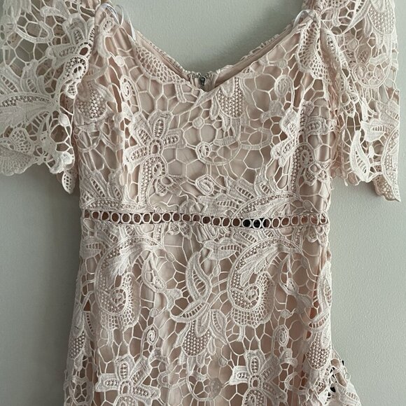 Lulus Women M Briarwood Blush Pink Lace Ruffled Bodycon Midi Dress NWT - Picture 5 of 14